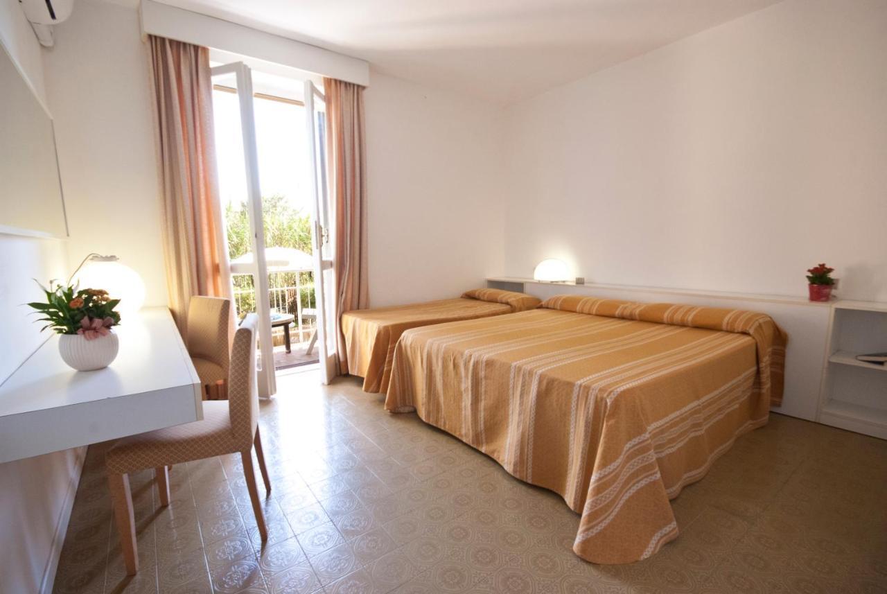 Residence Golfo Della Lacona Extérieur photo