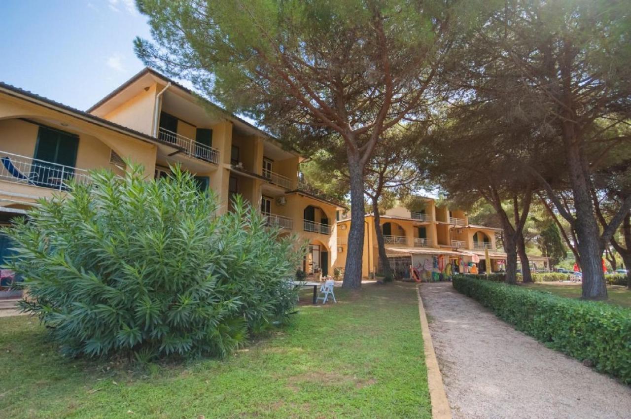 Residence Golfo Della Lacona Extérieur photo
