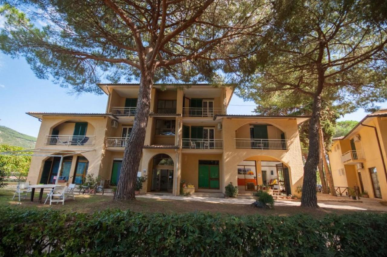 Residence Golfo Della Lacona Extérieur photo