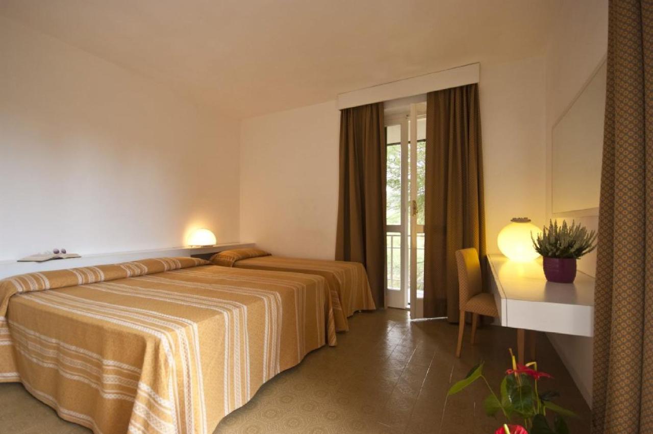 Residence Golfo Della Lacona Extérieur photo
